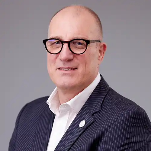 Dipl.-Kaufmann Jesko Breuer